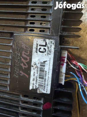 Mazda bose erősítő GM1B-66-92X