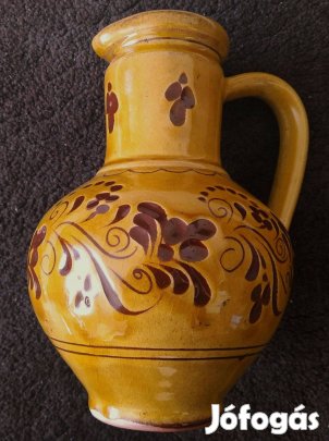 Mázolt kerámia boros korsó, poharakkal 20260325