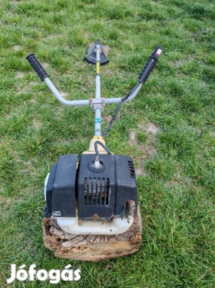 Mcculloch benzinmotoros egyenes szárú fűkasza bozótvágó 