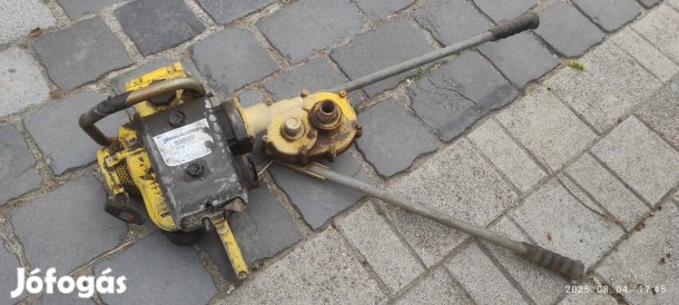 Mcculloch földfúró