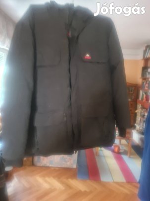Mckinley ffi téli kapucnis dzseki M-L  használt 