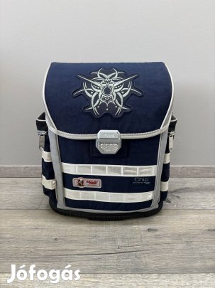 Mcneill alsós ergonomikus anatómiai iskolatáska