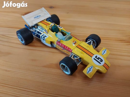 Mebetoys Lotus antik kisautó versenyautó