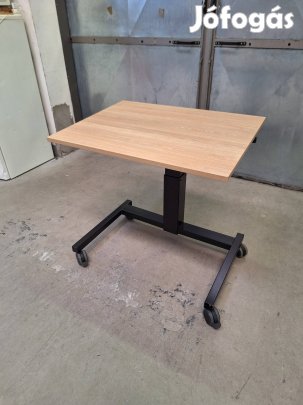 Mechanikus kurblis iróasztal