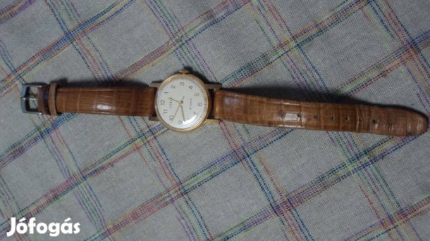 Mechanikus működésű karóra