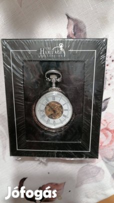 Mechanikus zsebóra saját bontatlan dobozában