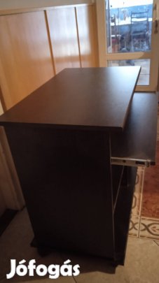 Média szekrény gurulos