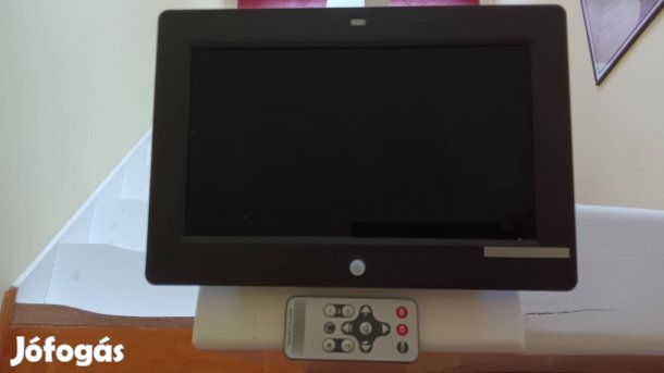 Médialejátszó 10"-S , SD kártyaolvasós,tartozékokkal