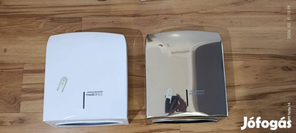 Mediclinics. Papírtörölköző tartó, adagoló