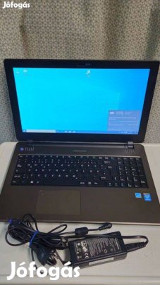 Medion Akoya e6240 filmezni tanulni netezni kiváló 24.500ft