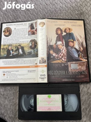 Még zöldebb a szomszéd nője vhs nagytok vigjáték. 