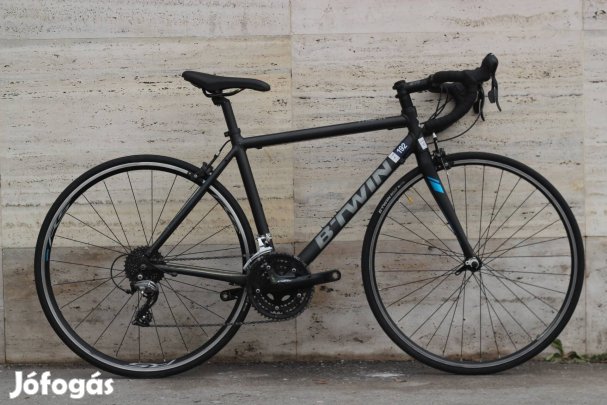 Megkímélt Btwin Triban 900 Országúti Kerékpár (49cm Aluminium)