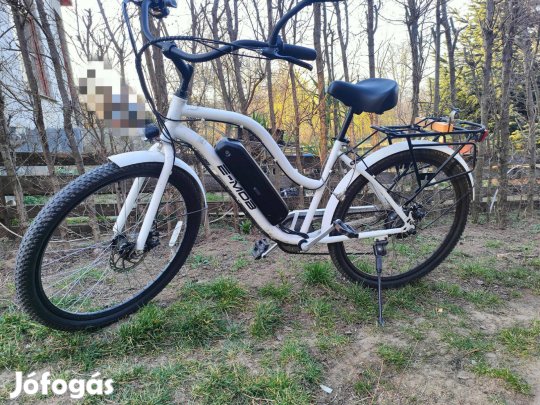 Megkímélt E-mob 26 elektromos kerékpár Kiváló akkuval
