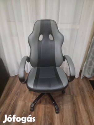 Megkímélt Gamer Szék