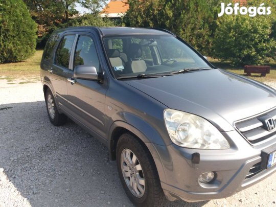 Megkímélt, mindenútviszonyra alkalmas, megbízható Japán tecnológia