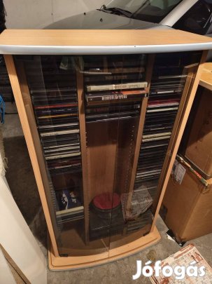 Megkímélt állapotú, üveges CD szekrény Eladó!