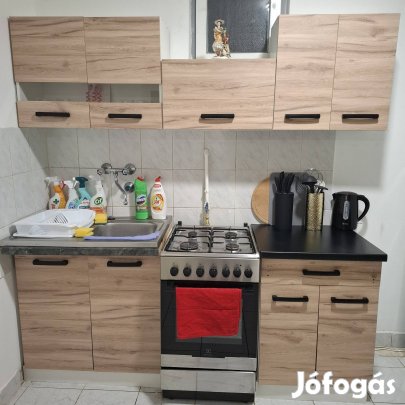 Megkímélt konyhabútor 
