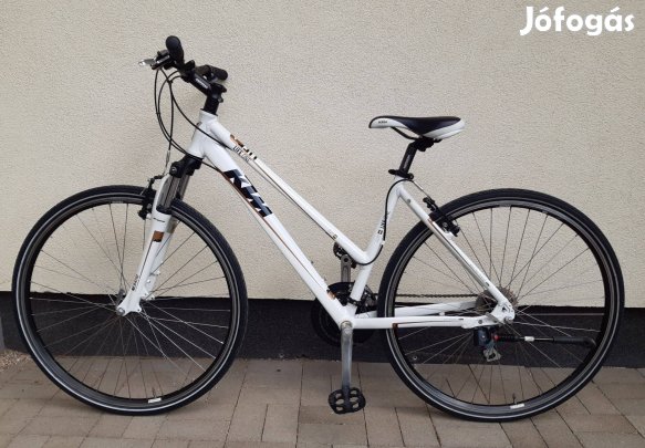 Megkímélt női KTM trekking kerékpár eladó!