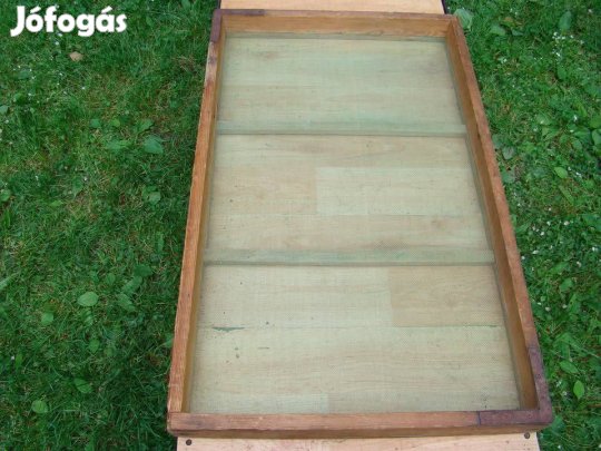 Méhészeti virágpor szikkasztó tálca