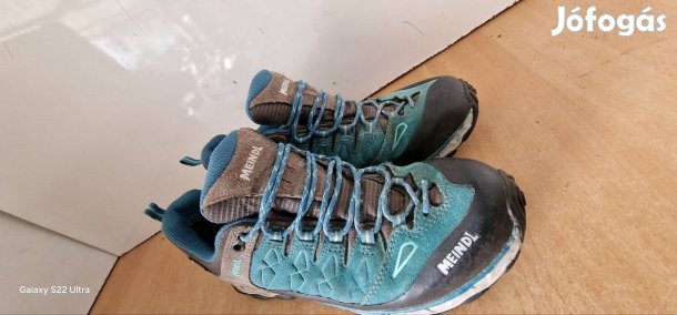 Meindl Gtx 40,5-es kopottas túracipő