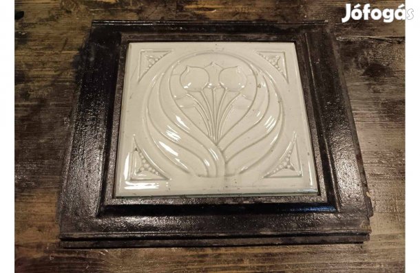 Meisseni kályha csempe, eredeti öntöttvas keretben, kályhacsempe jelze