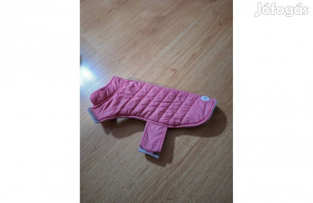 Meleg rózsaszín kutyaruha kistermetű kutyának