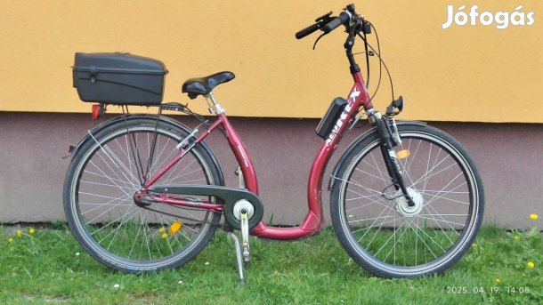 Mélyvázas e-bike elektromos kerékpár 28" 250w 36V 12ah
