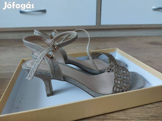 Menbur fényes-arany alkalmi szandál