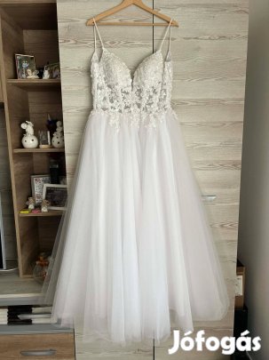 Mennyasszonyi (azalagavatora) ruha