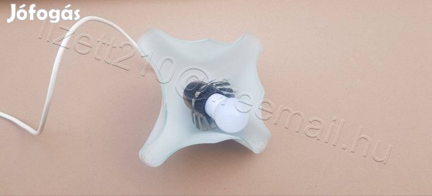 Mennyezeti hosszú lámpa csillár fehér