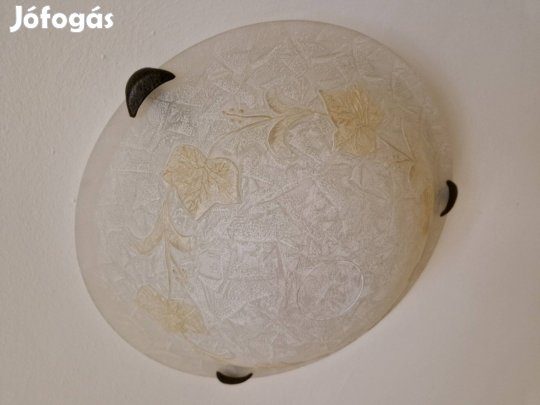 Mennyezeti lámpa Tiszaújvárosban 