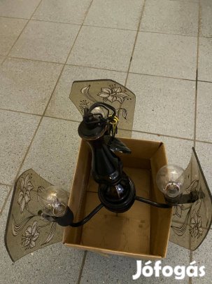 Mennyezeti lámpa gravírozott üvegű kerámia 3 ágú csillár eladó