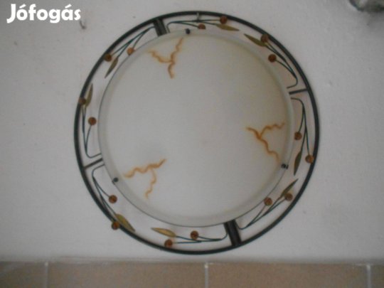 Mennyezetre vagy falra szerelhető lámpa