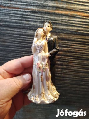 Menyasszony vőlegény figura - akár tortadísznek is