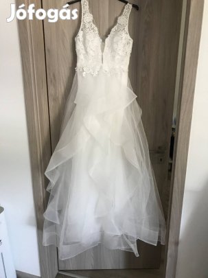 Menyasszonyi ruha