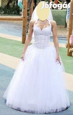 Menyasszonyi ruha