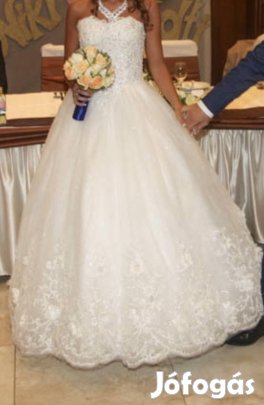 Menyasszonyi ruha