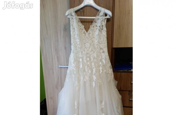 Menyasszonyi ruha