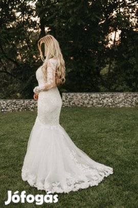 Menyasszonyi ruha