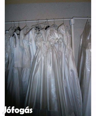 Menyasszonyi ruhák eladók