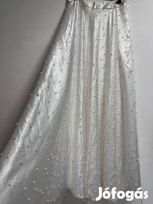 Menyasszonyi szoknya Gabo Szerencses