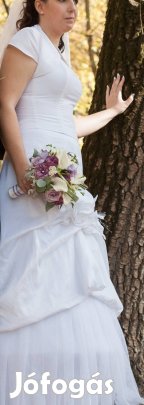 Menyasszonyiruha 