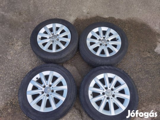 Mercedes 16os Gyári karcmentes téligumigarnitúra C w204Bontás