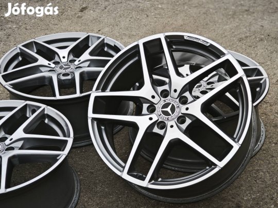 Mercedes AMG 19 coll 