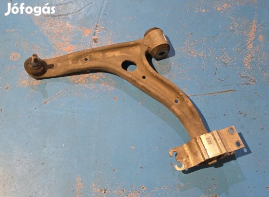 Mercedes A (W176), B (W246), CLA (C117) bal első alsó lengőkar -