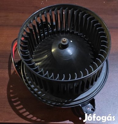 Mercedes A (W177), B (W247), CLA (C118), GLA fűtőmotor - A2478308400