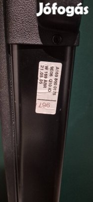 Mercedes A osztály, W169 kalaptartó kihúzható