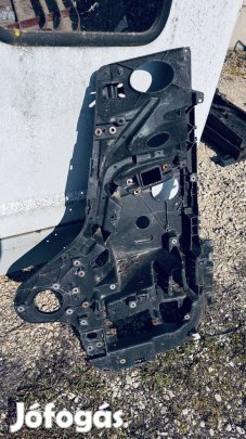 Mercedes Actros bal oldali lámpa konzol