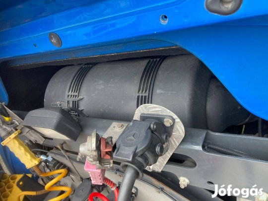 Mercedes Actros levegőszűrő ház eladó!