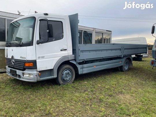 Mercedes Atego 815
